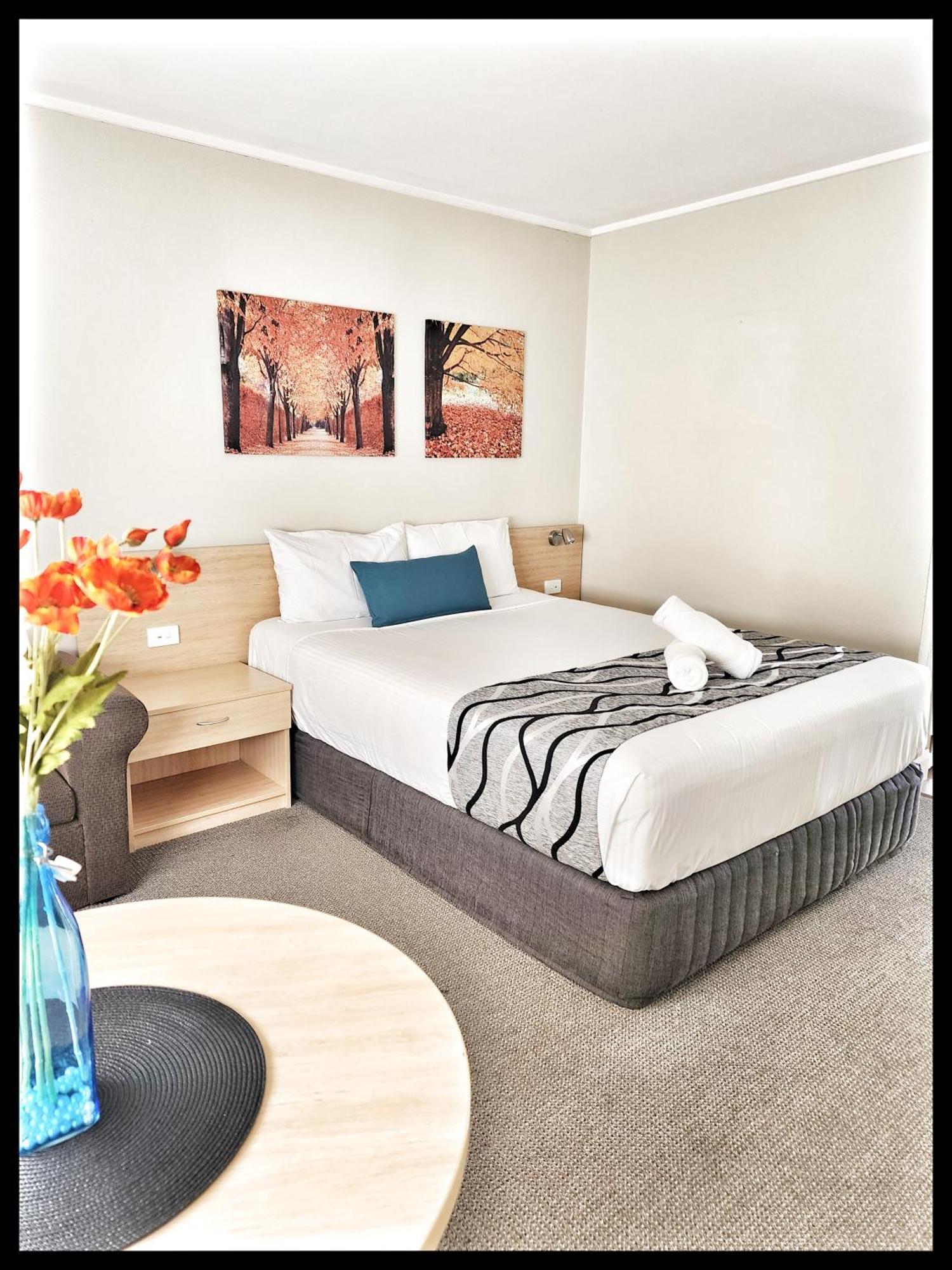 Country Gardens Motel 쿠나바라브란 외부 사진